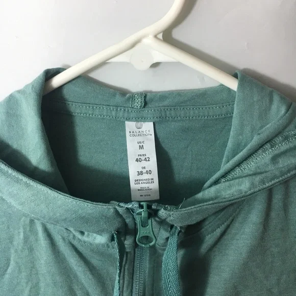 Lightweight Workout Jacket - Picture 4 of 10